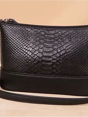 Textured Black Faux-Snake Crossbody Bag with Adjustable Strap